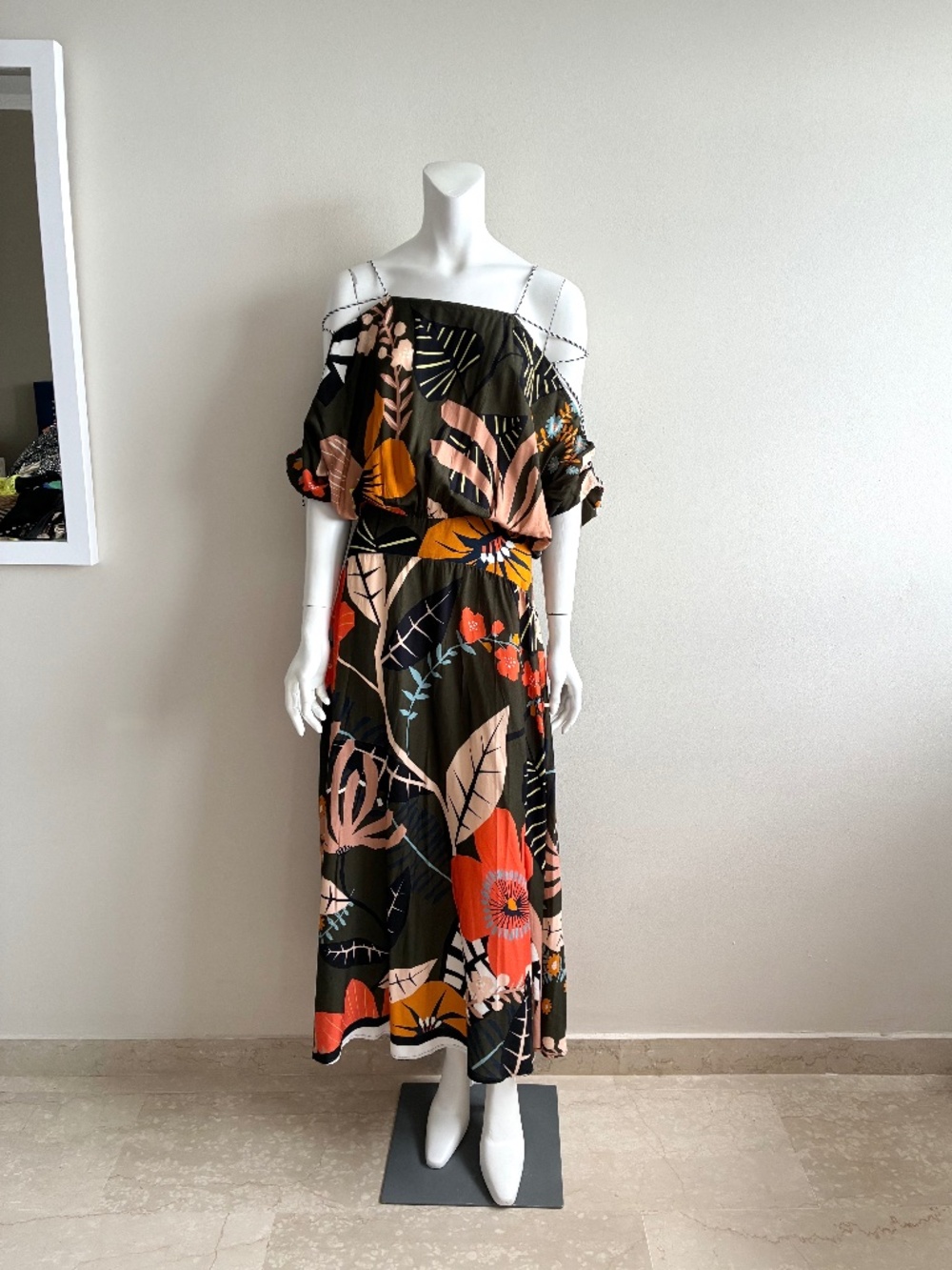 NWT, Farm Rio Vestido Dress